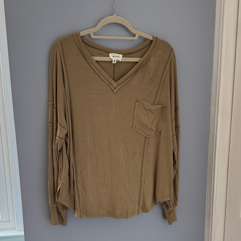 Women's V-Neck Long Sleeve Top - Tan